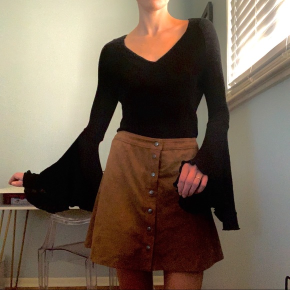 NWT Free People So Dramatic Bell Sleeve Shirt - Picture 2 of 5